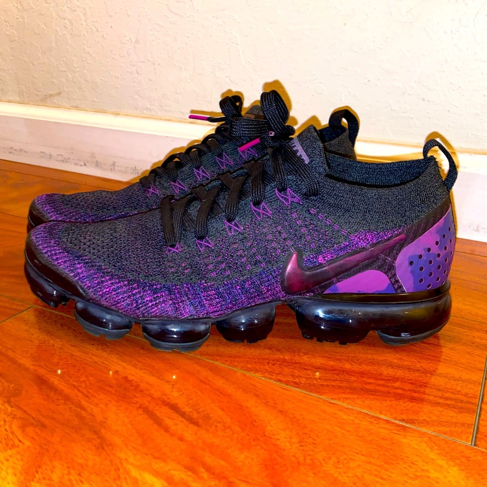 Nike Air VaporMax Flyknit 2  Purple Running Shoes 942842-013 Men's Size 9